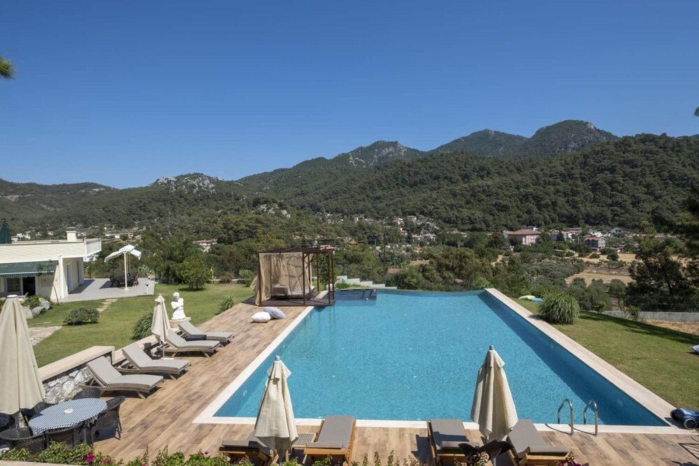 Орен: Greenery Home With Shared Pool in Marmaris