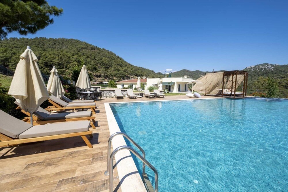 Орен: Greenery Home With Shared Pool in Marmaris