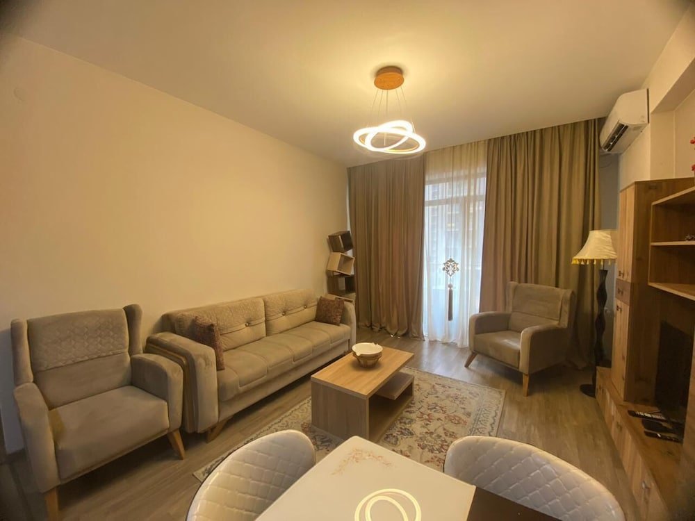 Тбилиси: Cozy Apartment at M2