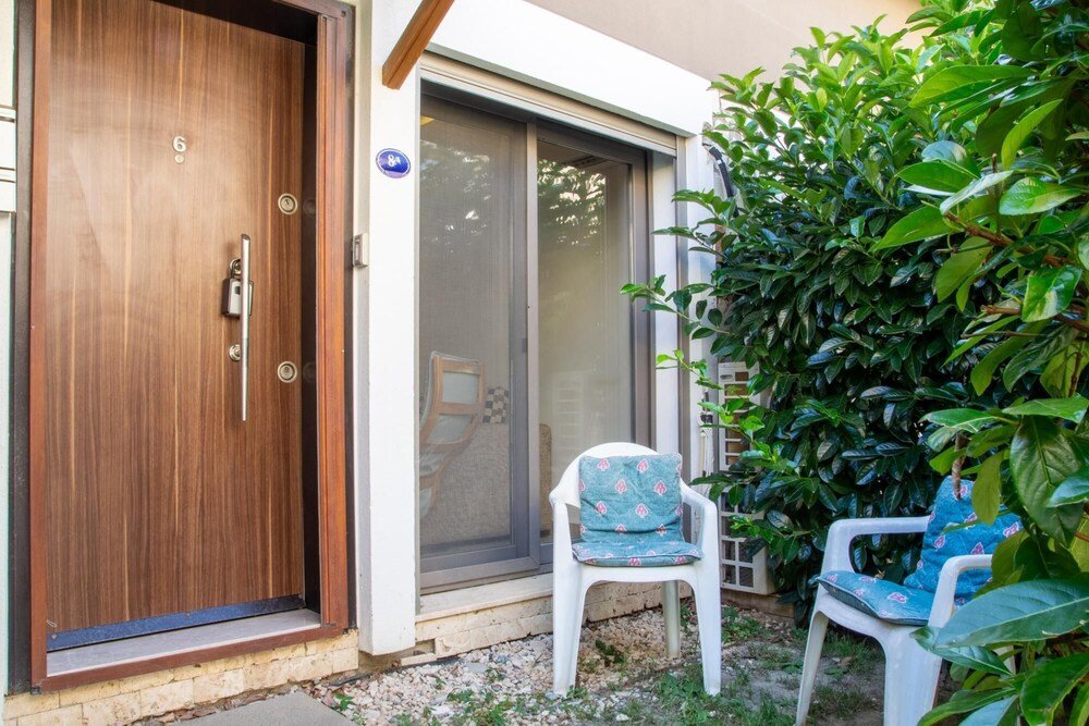 Гюльбахче: Detached House w Garden 1o min to Seashore in Urla