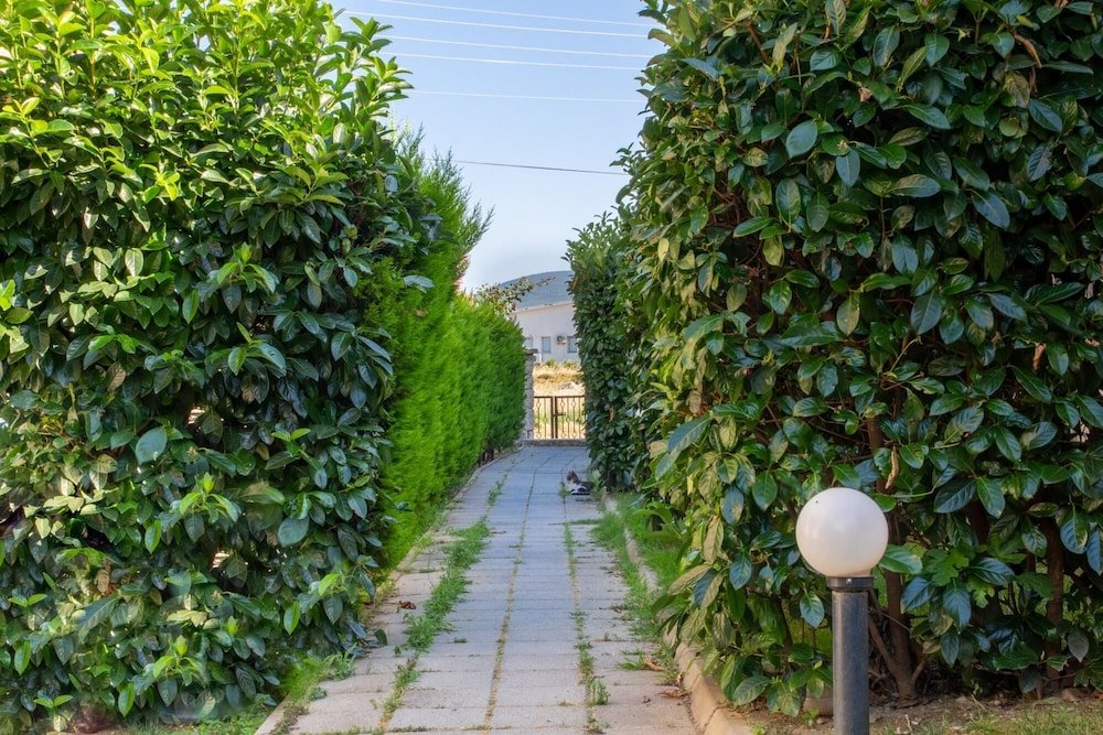 Гюльбахче: Detached House w Garden 1o min to Seashore in Urla