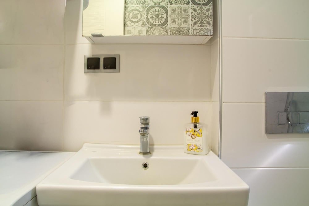 Гюльбахче: Detached House w Garden 1o min to Seashore in Urla