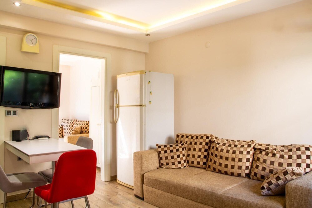 Гюльбахче: Detached House w Garden 1o min to Seashore in Urla