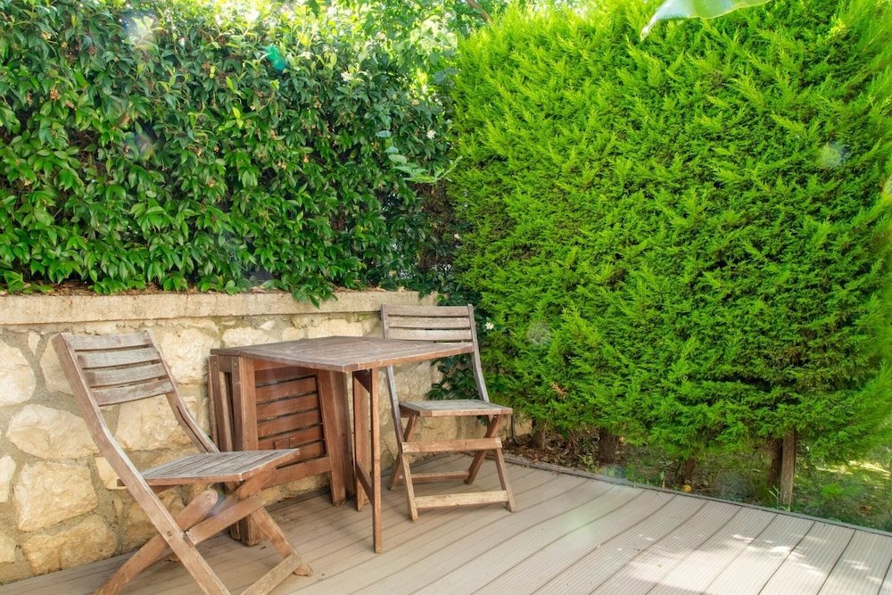 Гюльбахче: Detached House w Garden 1o min to Seashore in Urla