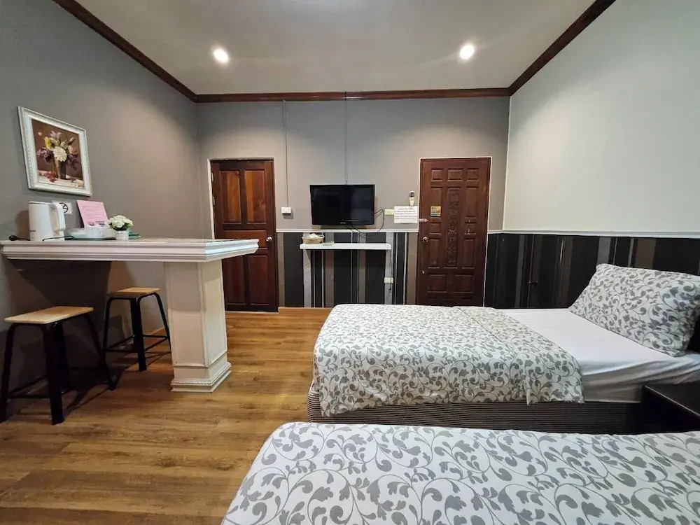Тхаланг: Guesthouse Phuket Airport