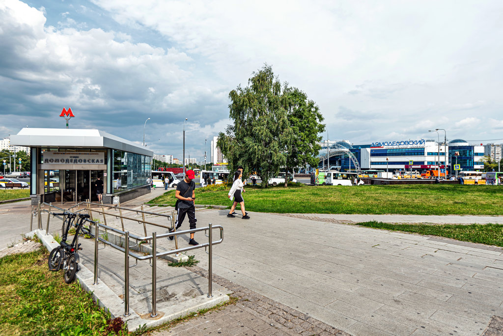 Москва: Квартира Трехкомнатная квартира