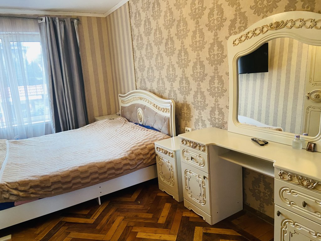 Сухум: Квартира В самом центре города Сухум