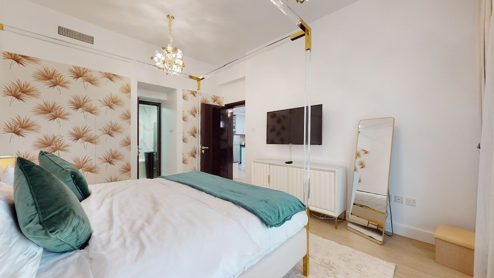 Дубай: GreenFuture - Elegant Apartment With Balcony Near The Walk JBR