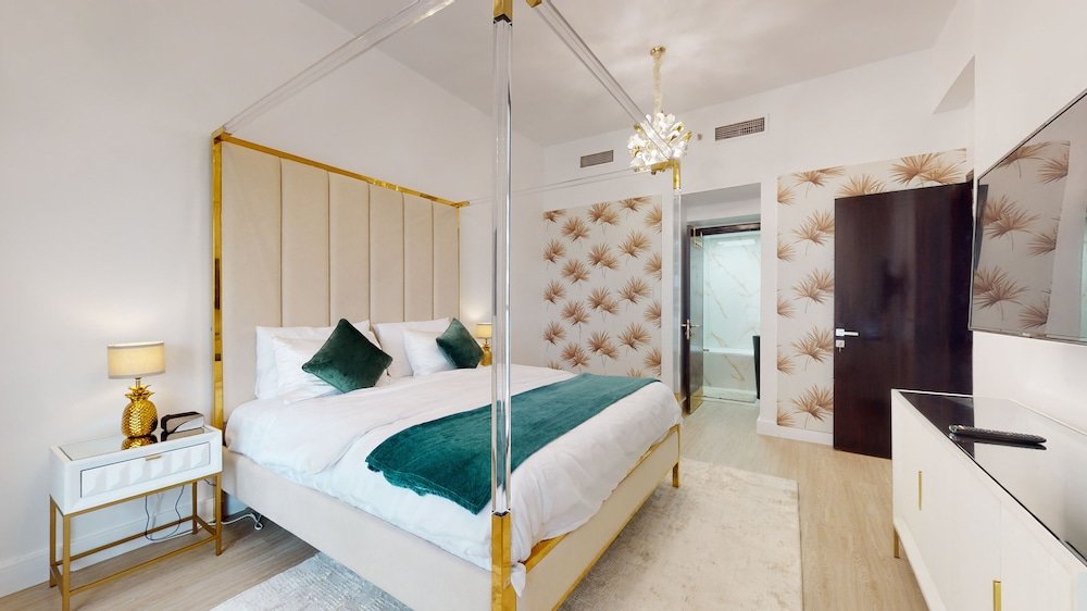 Дубай: GreenFuture - Elegant Apartment With Balcony Near The Walk JBR