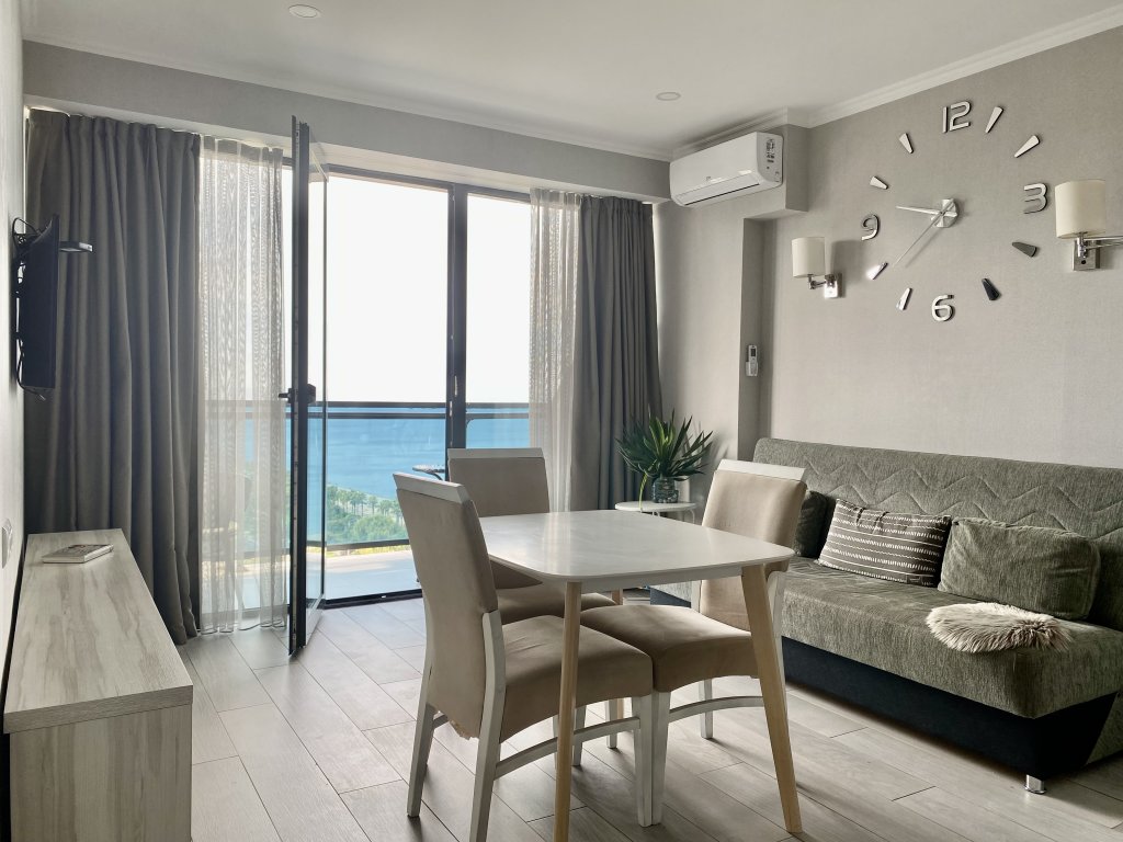 Апартаменты Beach Tower Sea View — фото 5