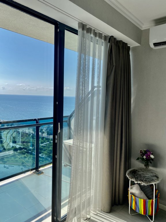 Апартаменты Beach Tower Sea View — фото 3