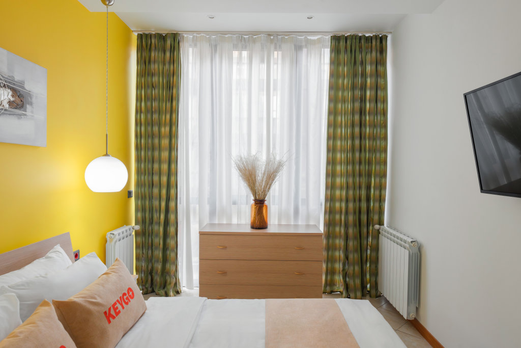 Ереван: Апартаменты Republic Square's Chic Hideaway/1BR Apt/by Keygo 76