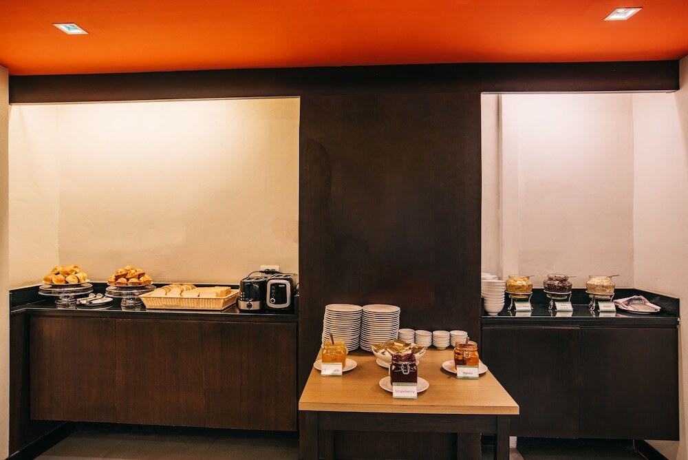 Кату: eastin hotel