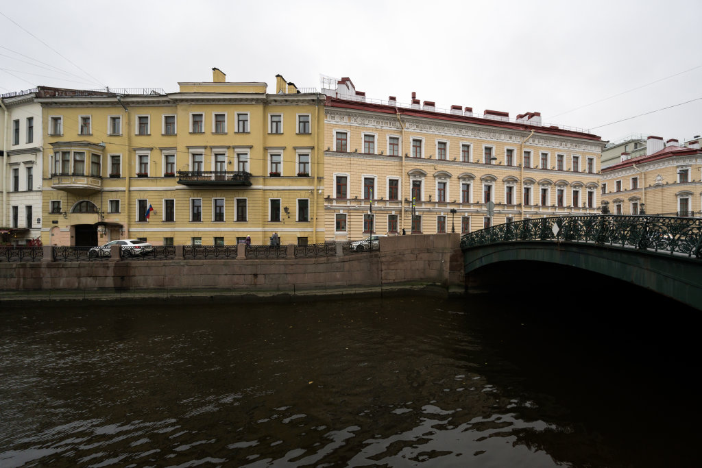 Санкт-Петербург: Апартаменты Наб Мойки 18
