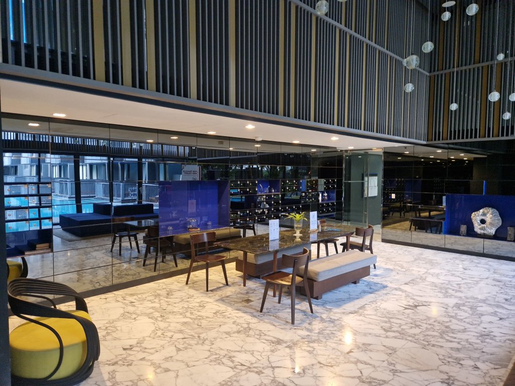 Кату: Апартаменты The Deck Patong