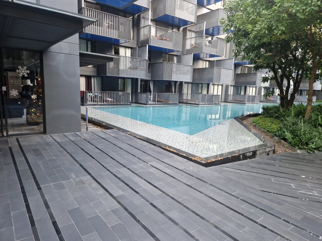 Кату: Апартаменты The Deck Patong