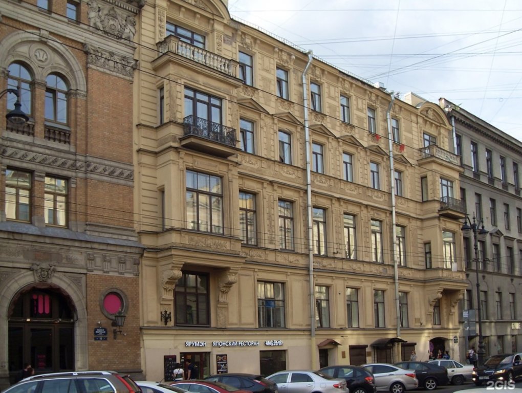 Санкт-Петербург: Апартаменты с двумя спальнями у Эрмитажа