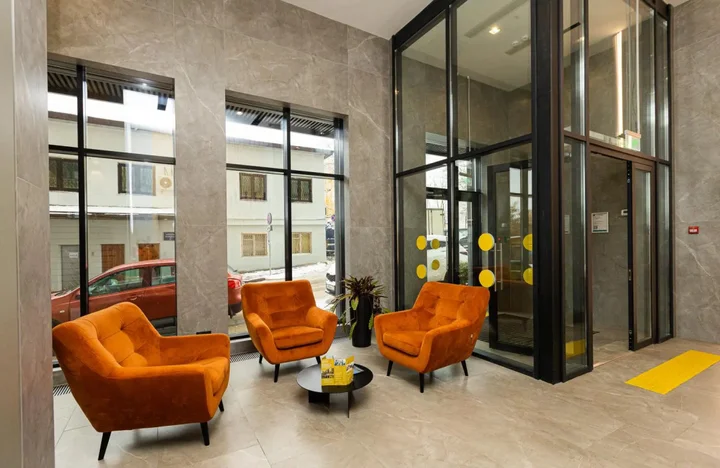 Москва: MOKO Apartments (МОКО Апартментс) на улице Ивана Франко