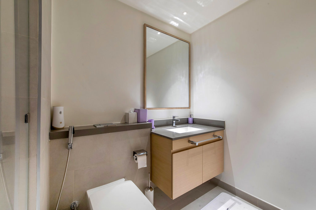 Дубай: Апартаменты Urban 2BR with Harbour views at Creek Rise Tower