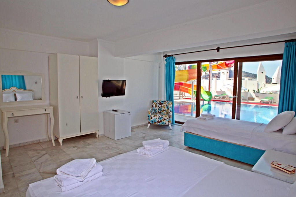 Гельтюркбюкю: Türkbükü Hill Hotel & Beach