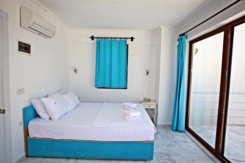 Гельтюркбюкю: Türkbükü Hill Hotel & Beach
