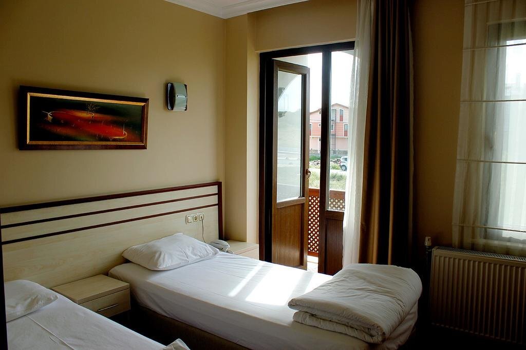 Сайл: Olinda Hotel