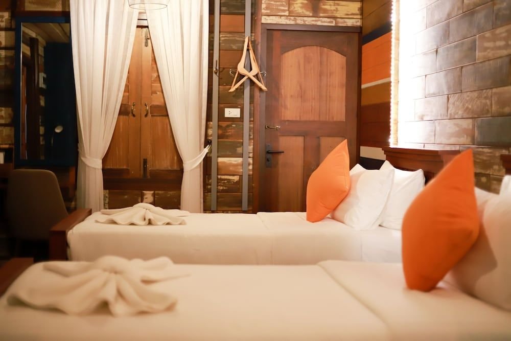 Ранонг: ST Resort