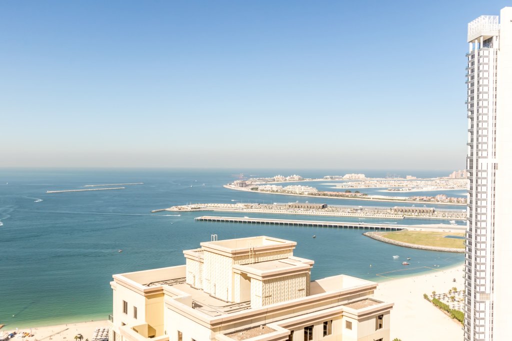 Дубай: Апартаменты GMA Murjan 2BR Sea View High Floor