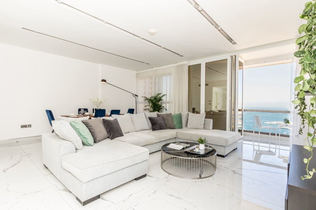 Дубай: Апартаменты GMA Murjan 2BR Sea View High Floor