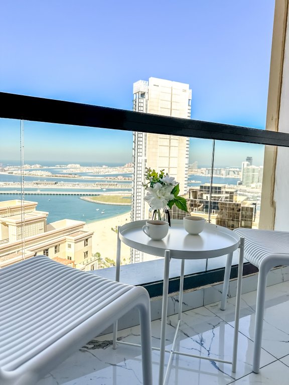 Дубай: Апартаменты GMA Murjan 2BR Sea View High Floor