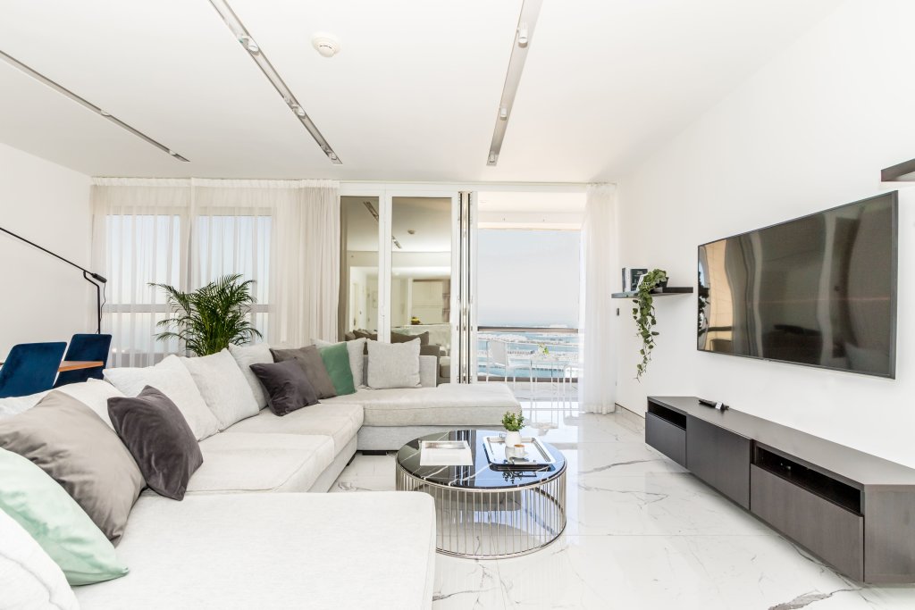 Дубай: Апартаменты GMA Murjan 2BR Sea View High Floor