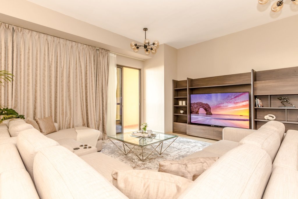 Дубай: Апартаменты GMA Rimal 4BR Sea view