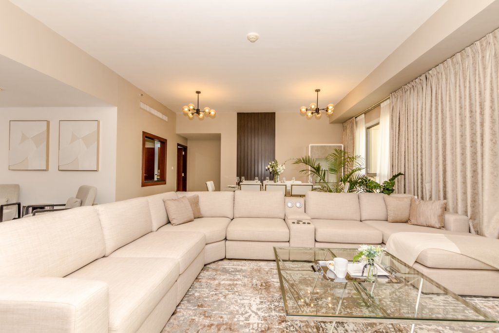 Дубай: Апартаменты GMA Rimal 4BR Sea view