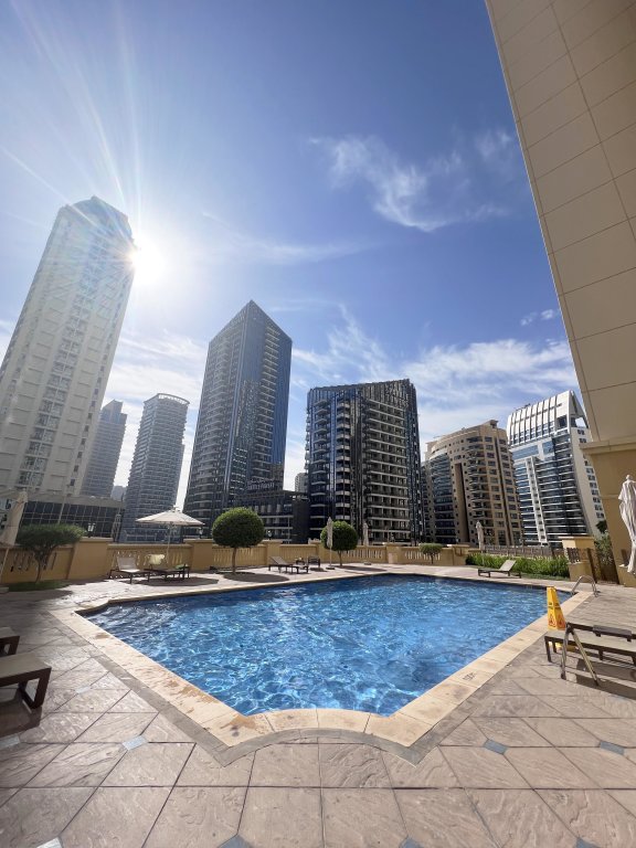 Дубай: Апартаменты GMA Amwaj 2BR Sea View High Floor