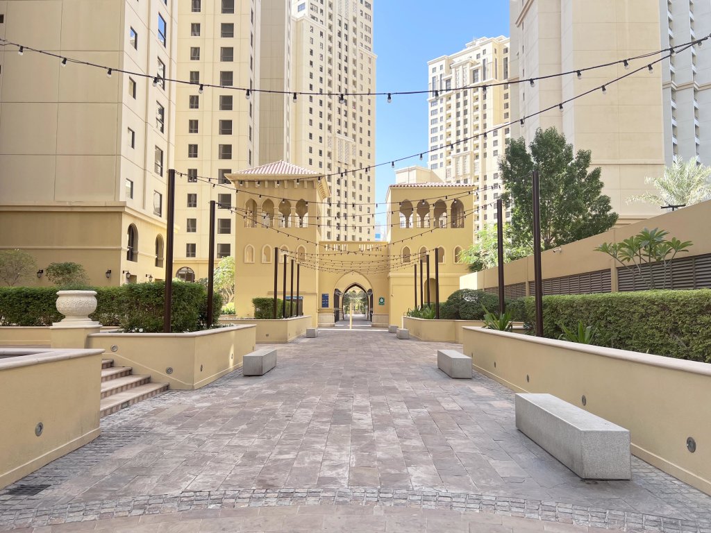 Дубай: Апартаменты GMA Amwaj 2BR Sea View High Floor