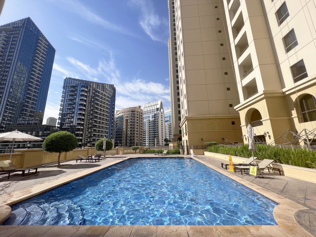 Дубай: Апартаменты GMA Amwaj 2BR Sea View High Floor