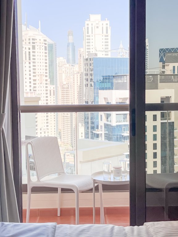 Дубай: Апартаменты GMA Amwaj 2BR Sea View High Floor
