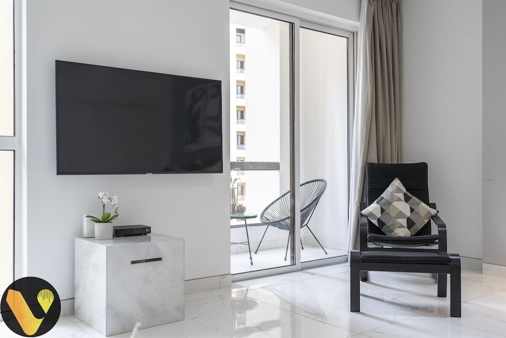 Дубай: Jumeirah Beach Residence beach access