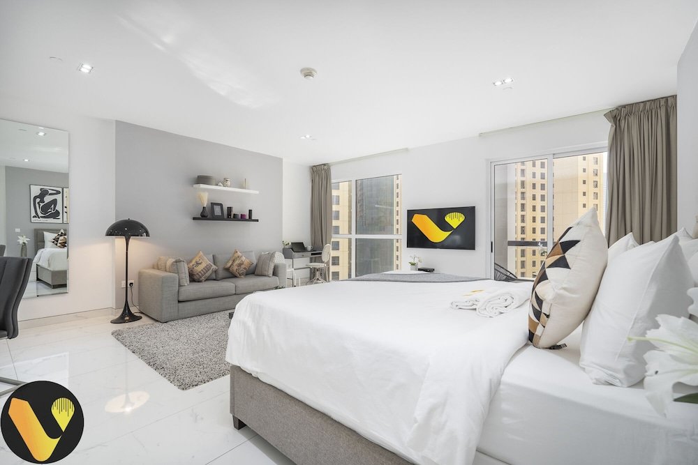 Дубай: Jumeirah Beach Residence beach access
