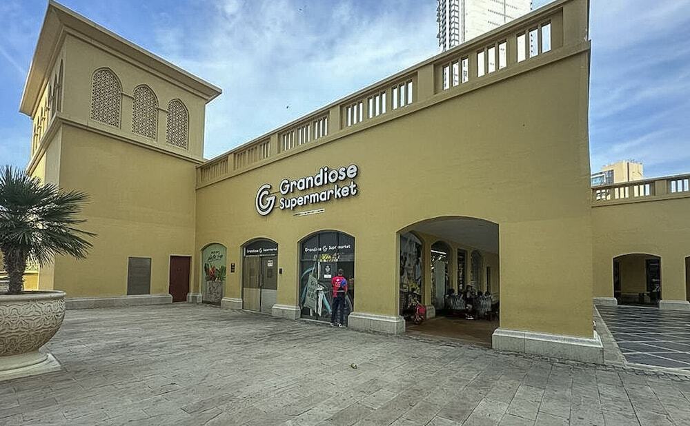 Дубай: Jumeirah Beach Residence beach access