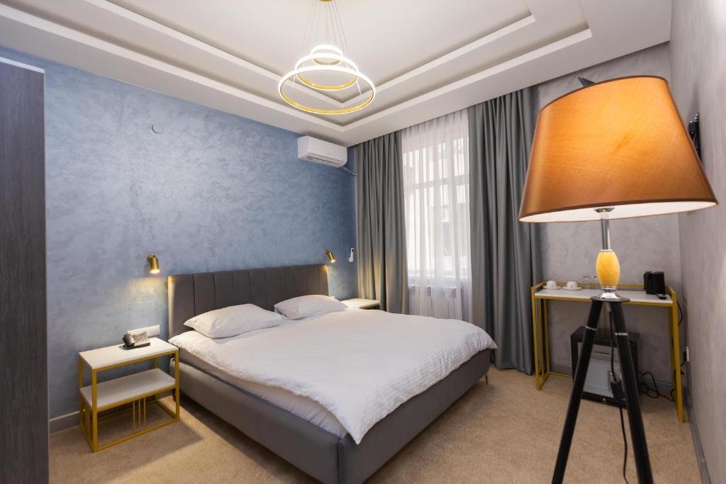 Алматы: Amelia Hotel