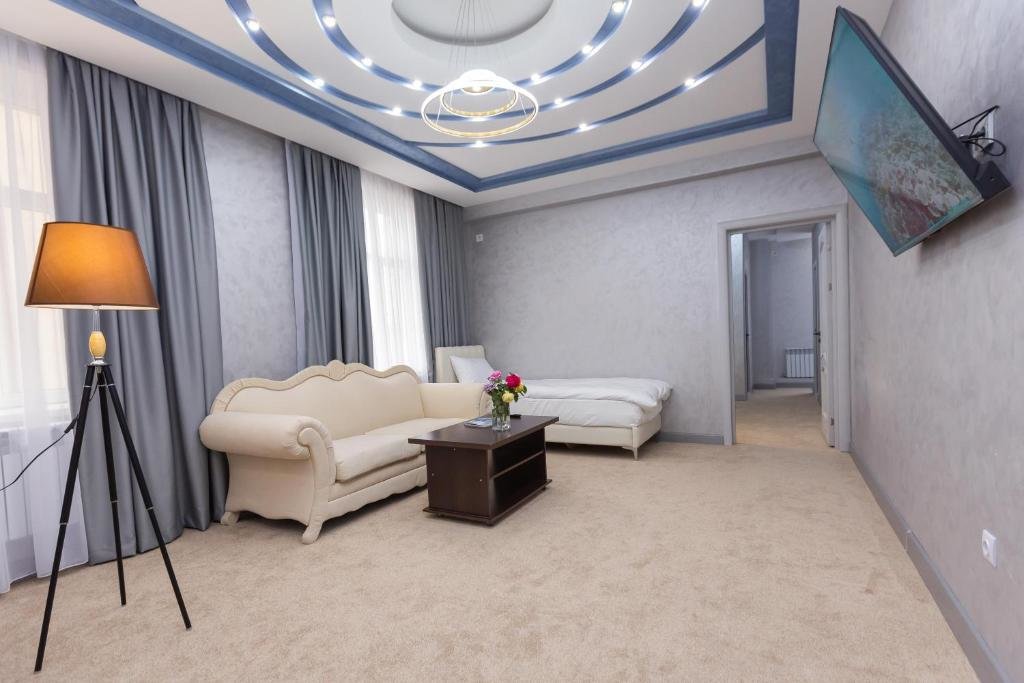 Алматы: Amelia Hotel