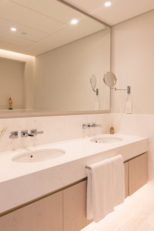Дубай: Апартаменты Palm Tower St Regis