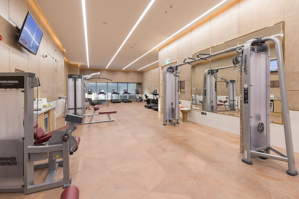 Дубай: Апартаменты Palm Tower St Regis