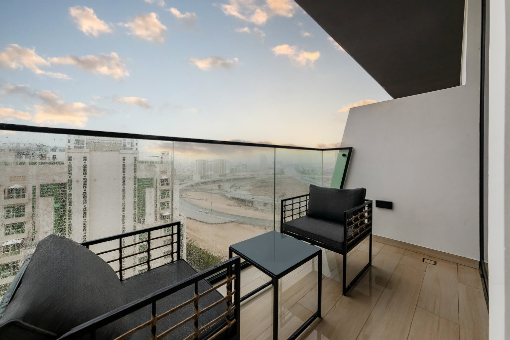Дубай: Апартаменты Modern 1BR in Binghatti Nova