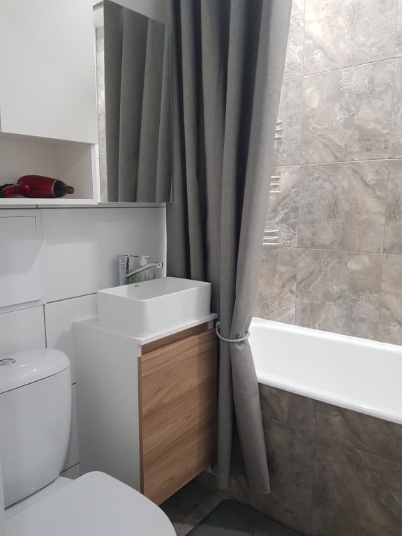Нефтеюганск: Apartamenty v 1-om mikrorayone, 3