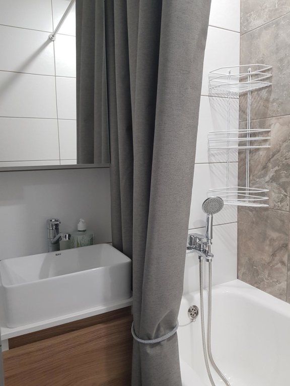 Нефтеюганск: Apartamenty v 1-om mikrorayone, 3