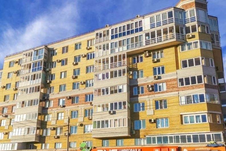 Омск: Апартаменты на улице Маяковского 97