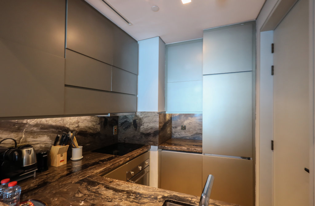 Дубай: Apartments Elite LUX Holiday Homes - Sky-High Luxury 1BR with Stunning Views in Marina, Dubai