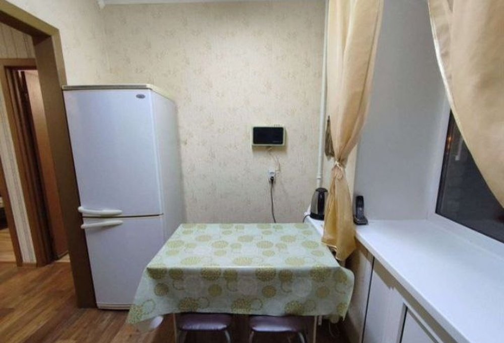 Магнитогорск: Двухкомнатная квартира по ул. Суворова 128